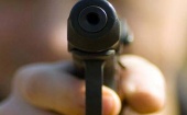 Пьяный калининградец угрожал пистолетом посетителям магазина