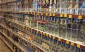 Полиция Калининграда обнаружила в магазине 82 литра крепкого алкоголя без документов