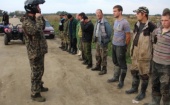 Полиция под руководством генерала задержала копателей янтаря под Зеленоградском